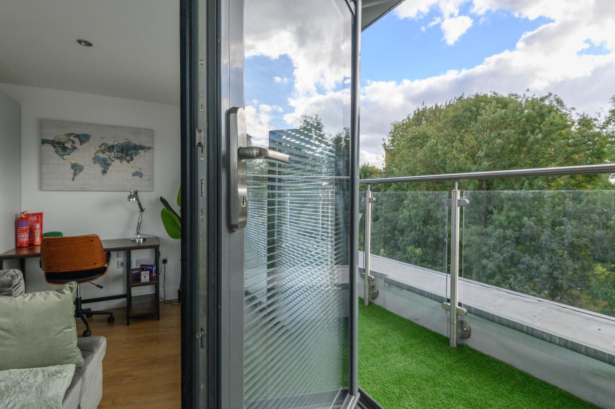 Appartamento Luxury Penthouse With Private Hot Tub Overlooking Centre Leeds (West Yorkshire)