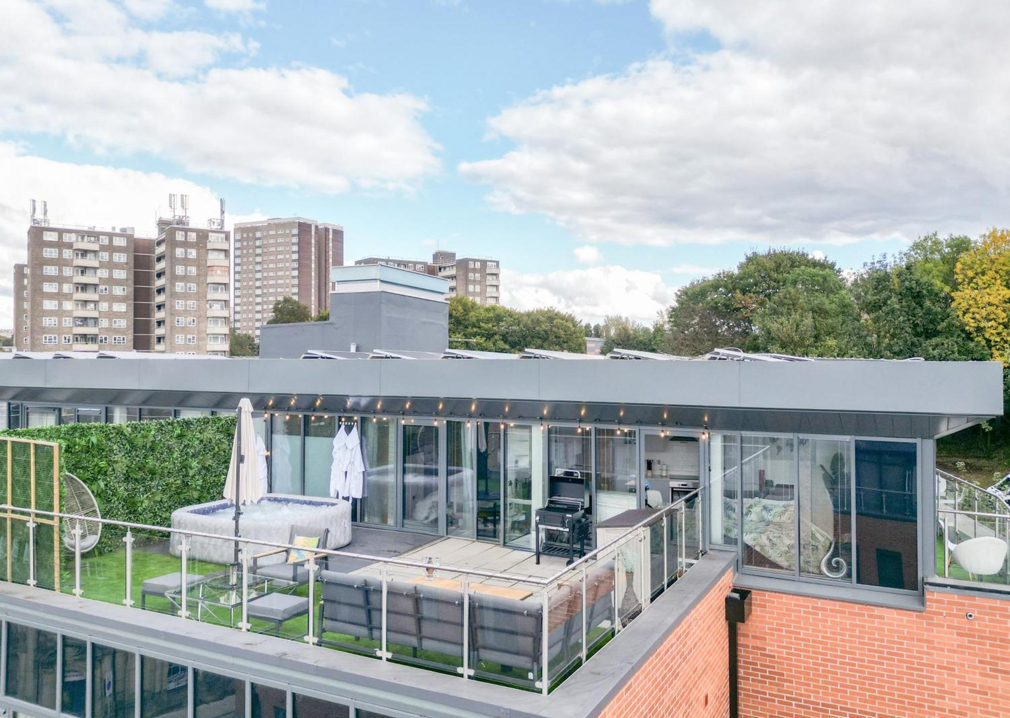 Appartamento Luxury Penthouse With Private Hot Tub Overlooking Centre *