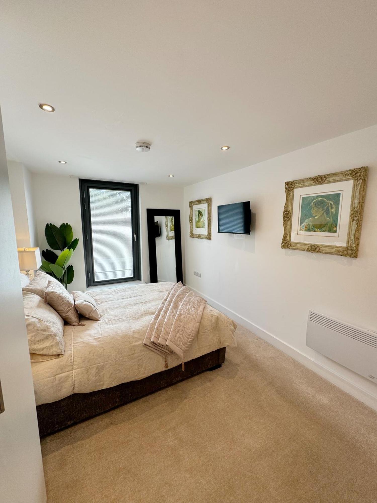 Luxury Penthouse With Private Hot Tub Overlooking Centre Appartement