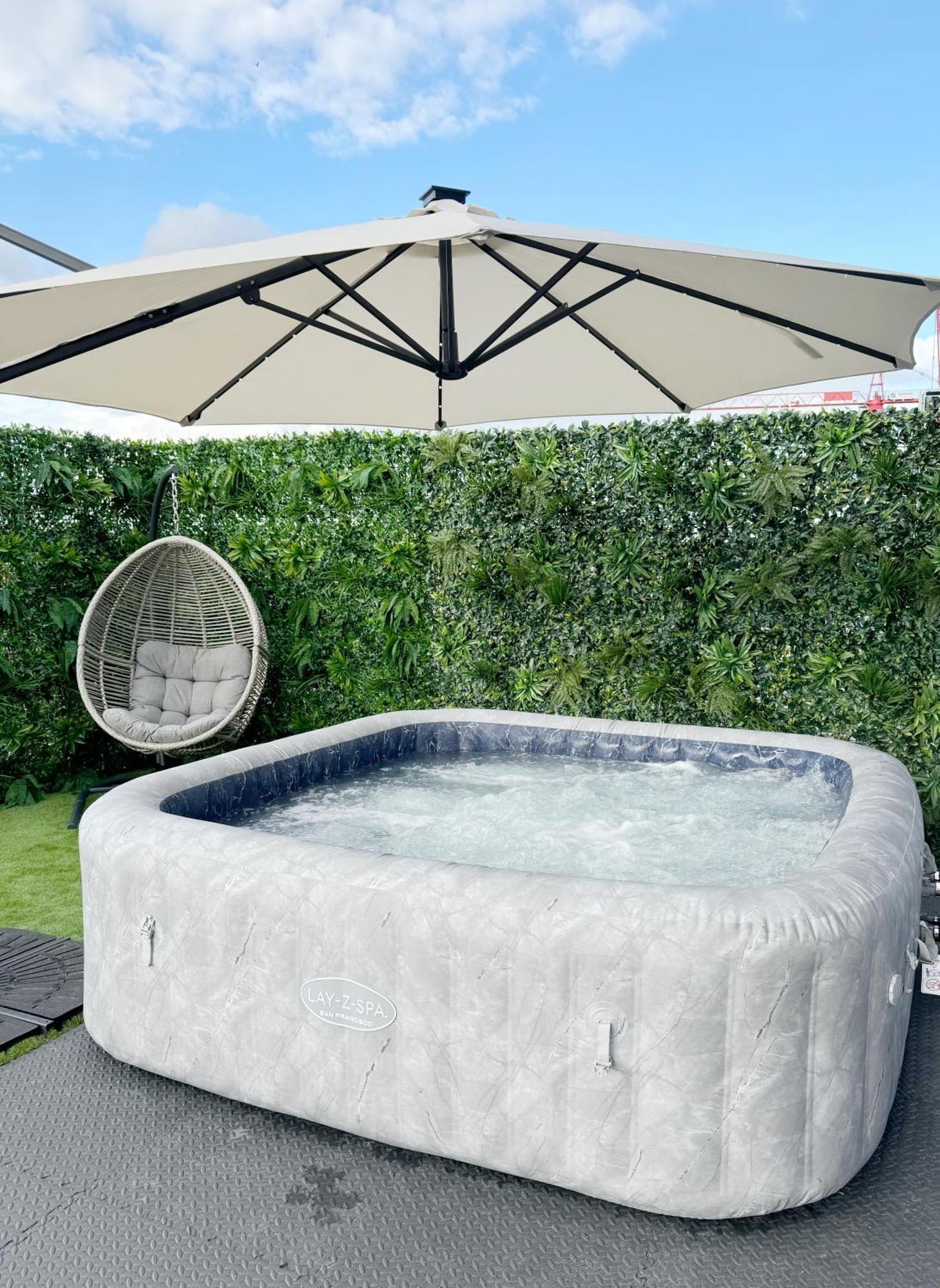 Appartement Luxury Penthouse With Private Hot Tub Overlooking Centre *