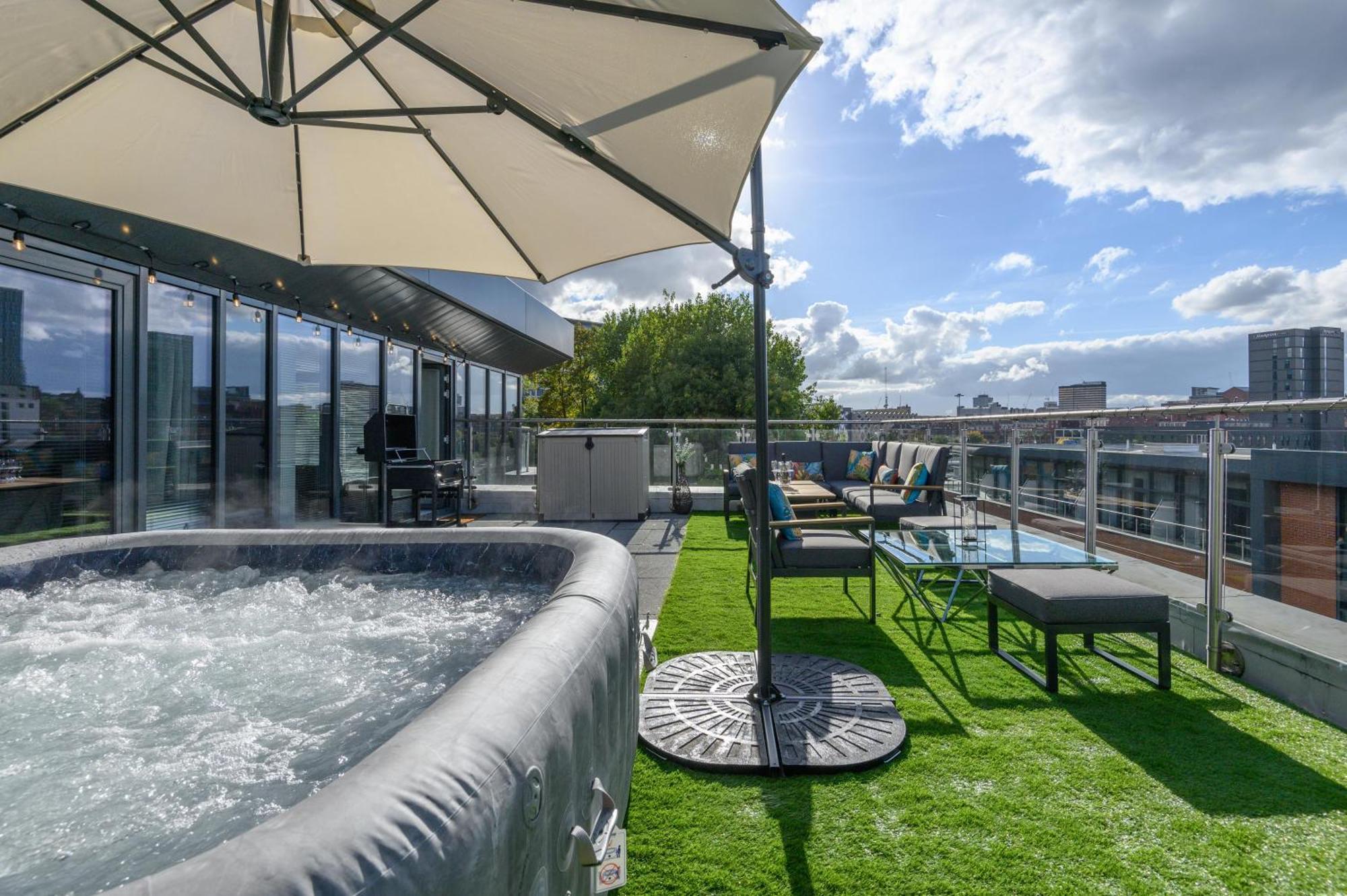 Appartement Luxury Penthouse With Private Hot Tub Overlooking Centre *